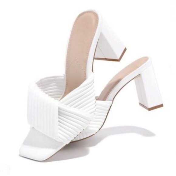 !! NEW !! Sustainable Square Toe Block Heel Mules in White - Picture 9 of 9